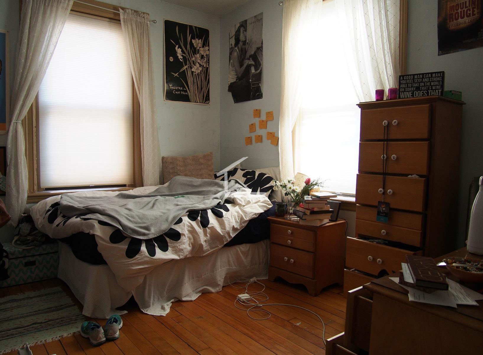 18 Glenville Ave, Allston