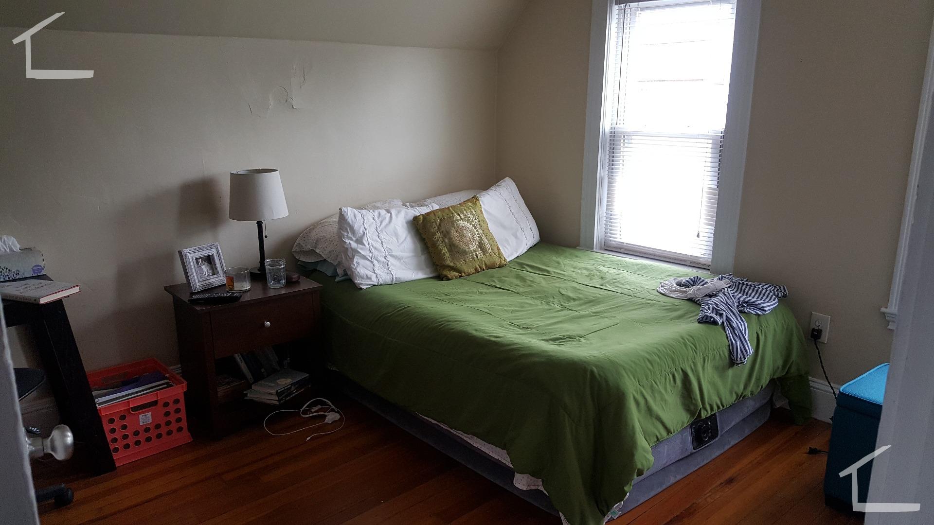 4 bed, 1 bath apartment for rent at 207 Parsons St Unit 1, Brighton — photo 3 of 8
