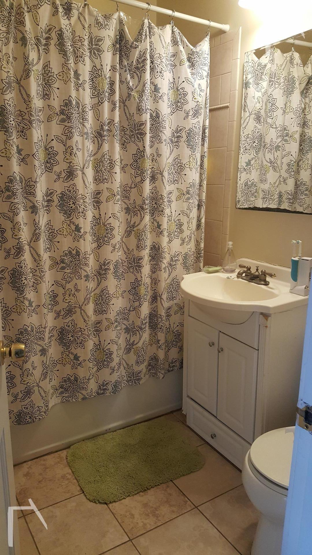 4 bed, 1 bath apartment for rent at 207 Parsons St Unit 1, Brighton — photo 7 of 8