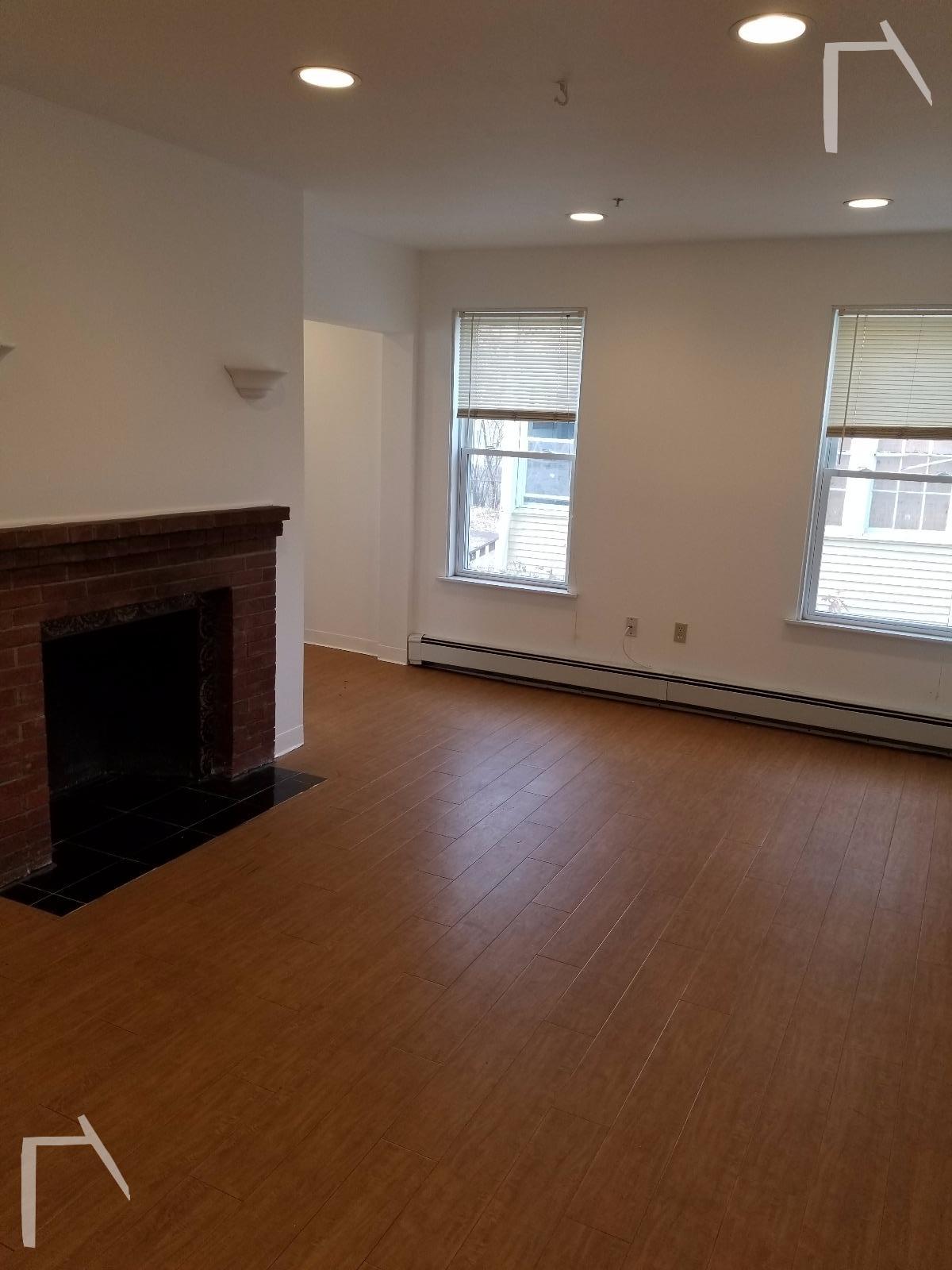 67 Ashford St, Allston