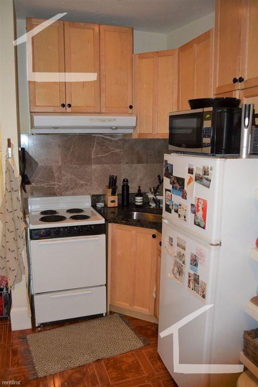 69 Babcock St, North Brookline