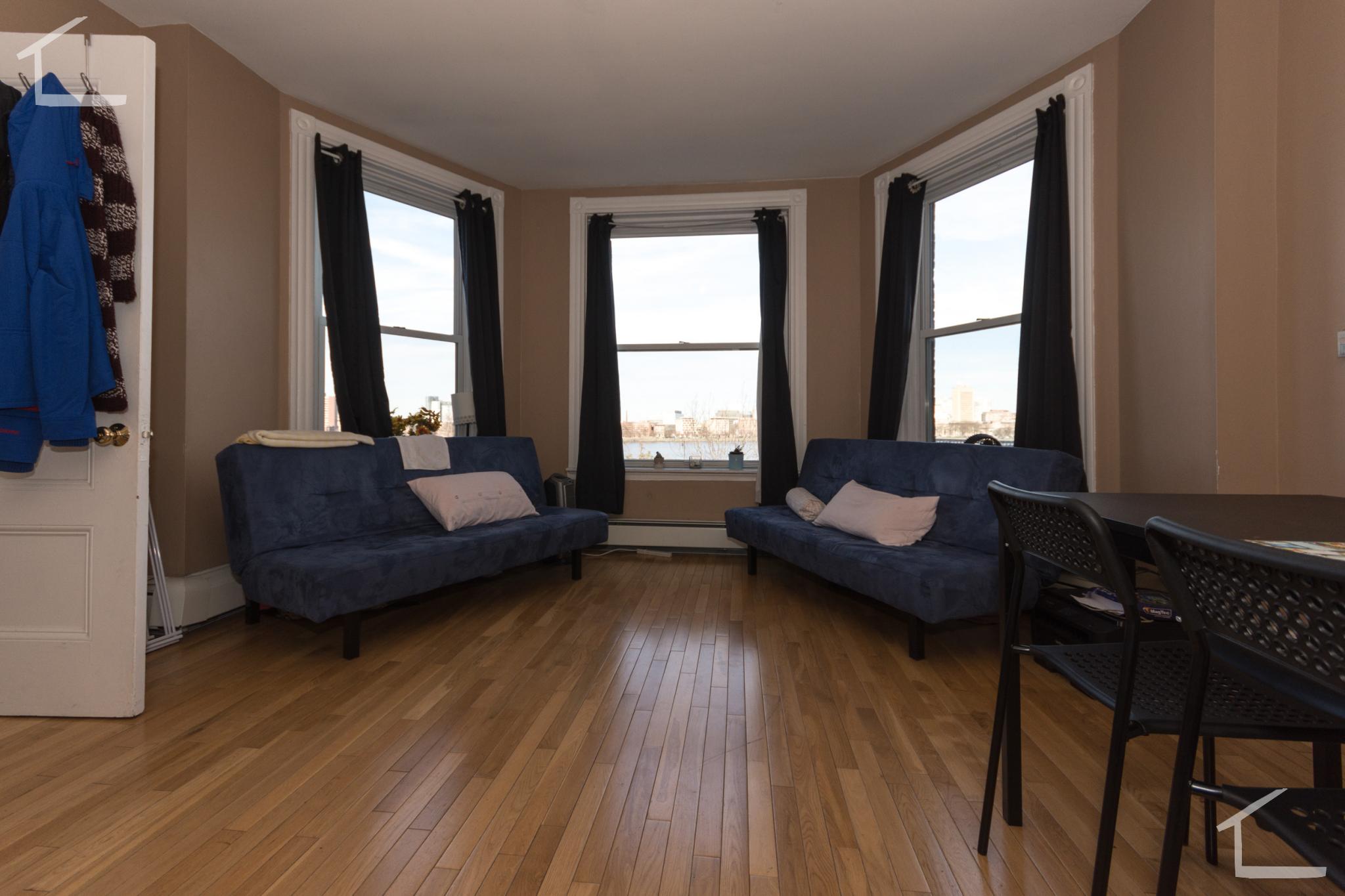 12 Bay State Rd, Fenway