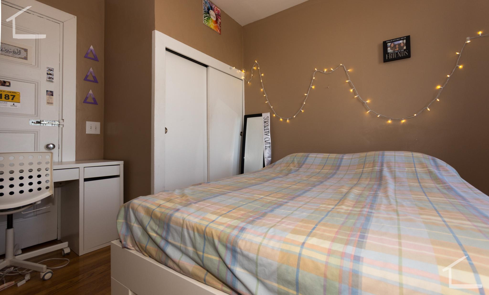 12 Bay State Rd, Fenway