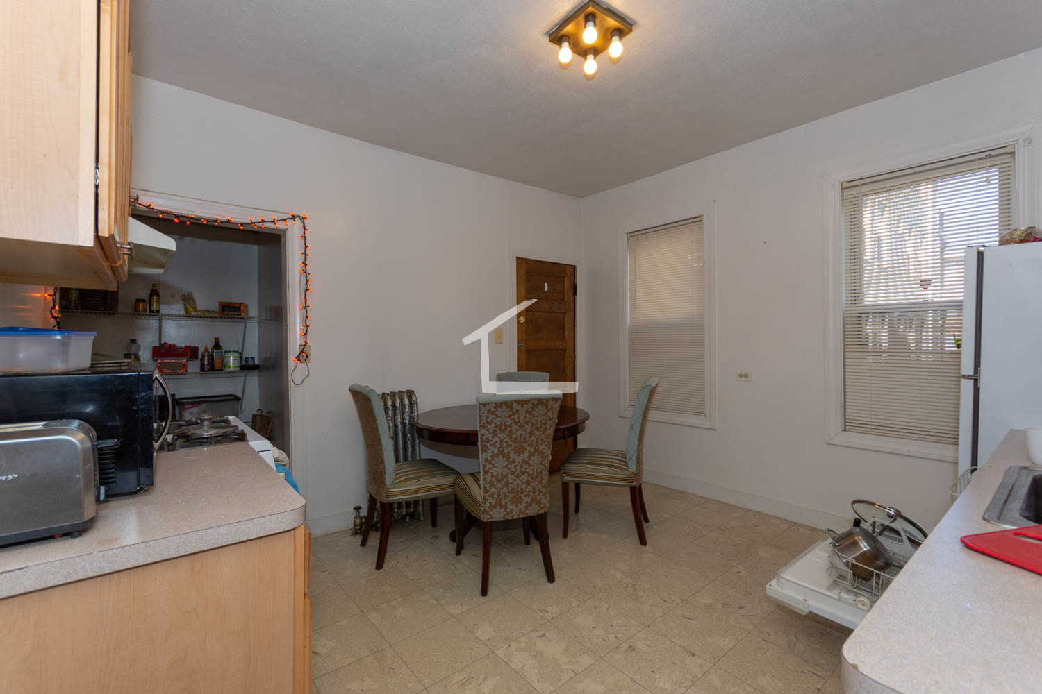 5 Gardner Ter, Allston