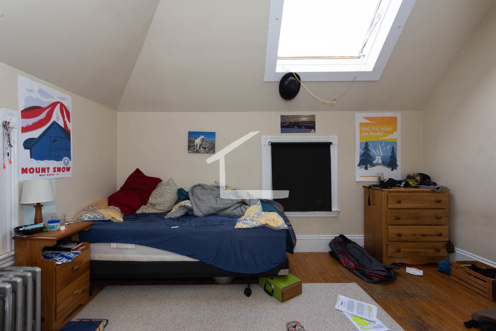 5 bed, 2 bath apartment for rent at 21 Bennett Unit 1A, Brighton — photo 2 of 10