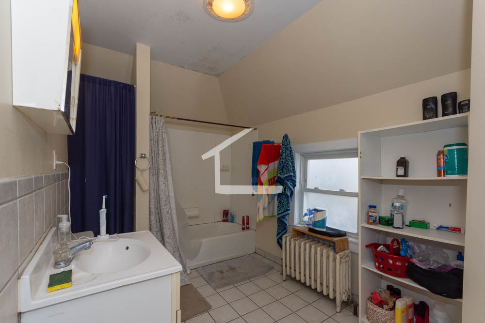 5 bed, 2 bath apartment for rent at 21 Bennett Unit 1A, Brighton — photo 10 of 10