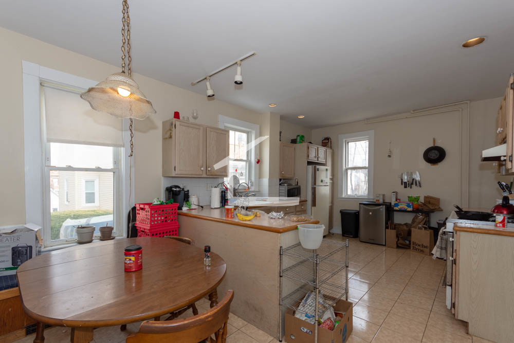 5 bed, 2 bath apartment for rent at 21 Bennett Unit 1A, Brighton — photo 9 of 10