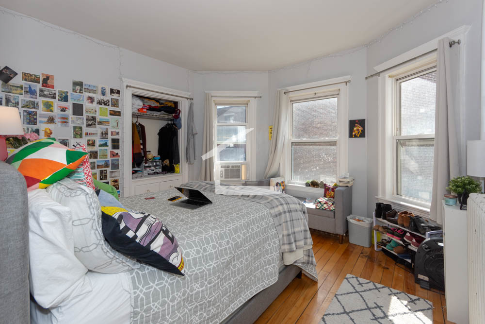 3 bed, 1 bath apartment for rent at 70 Quint Ave Unit 2, Allston — photo 7 of 7