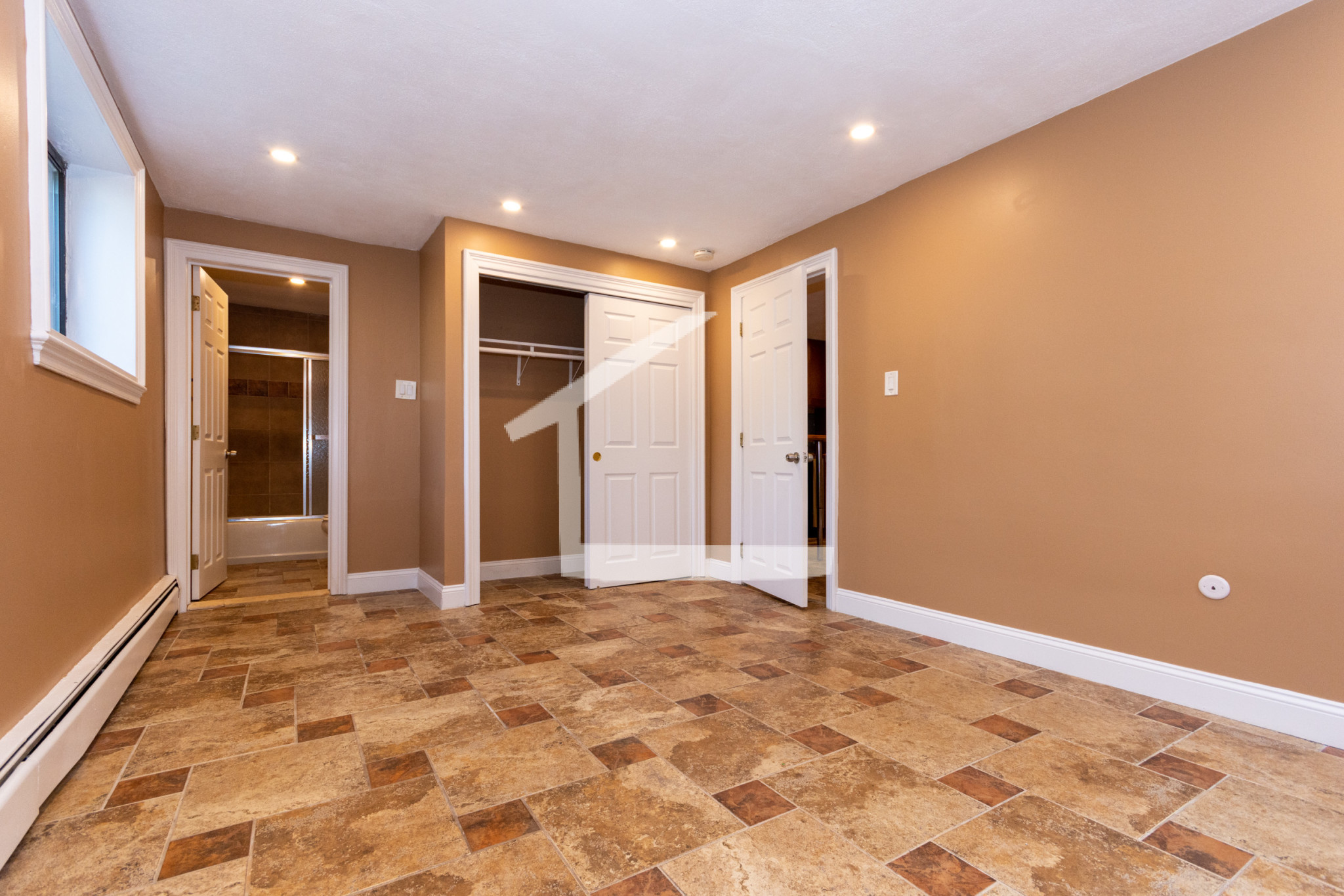 47 Gardner St, Allston