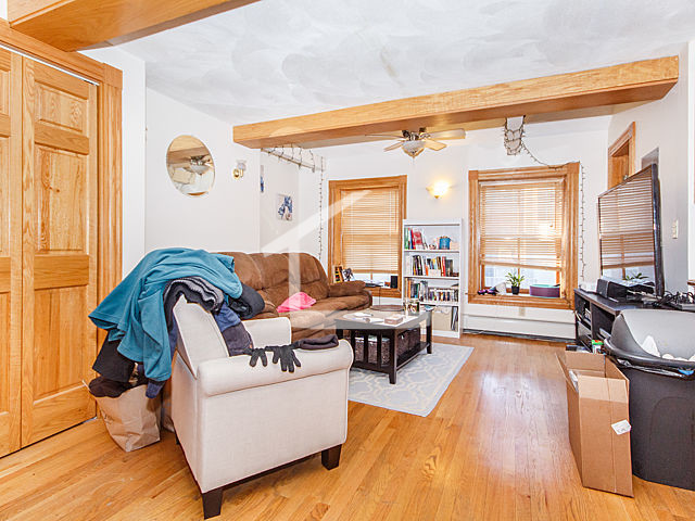 39 Charles St, Beacon Hill