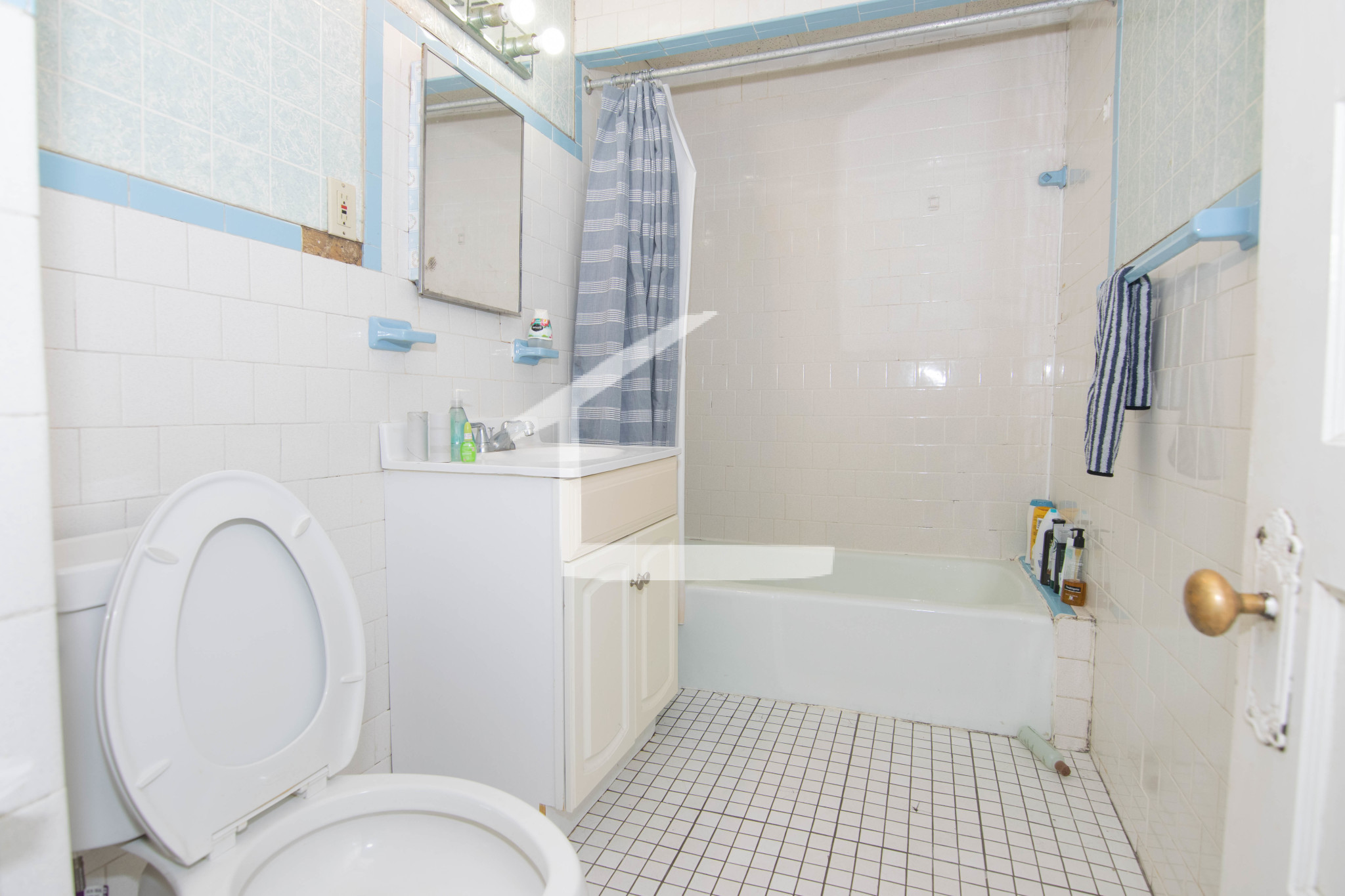 5 Gardner Ter, Allston