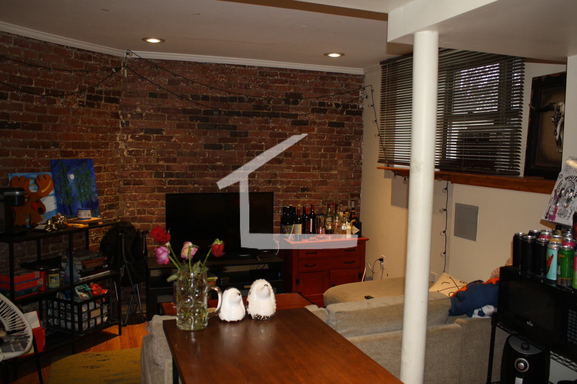 1689 Beacon St, Aspinwall Hill