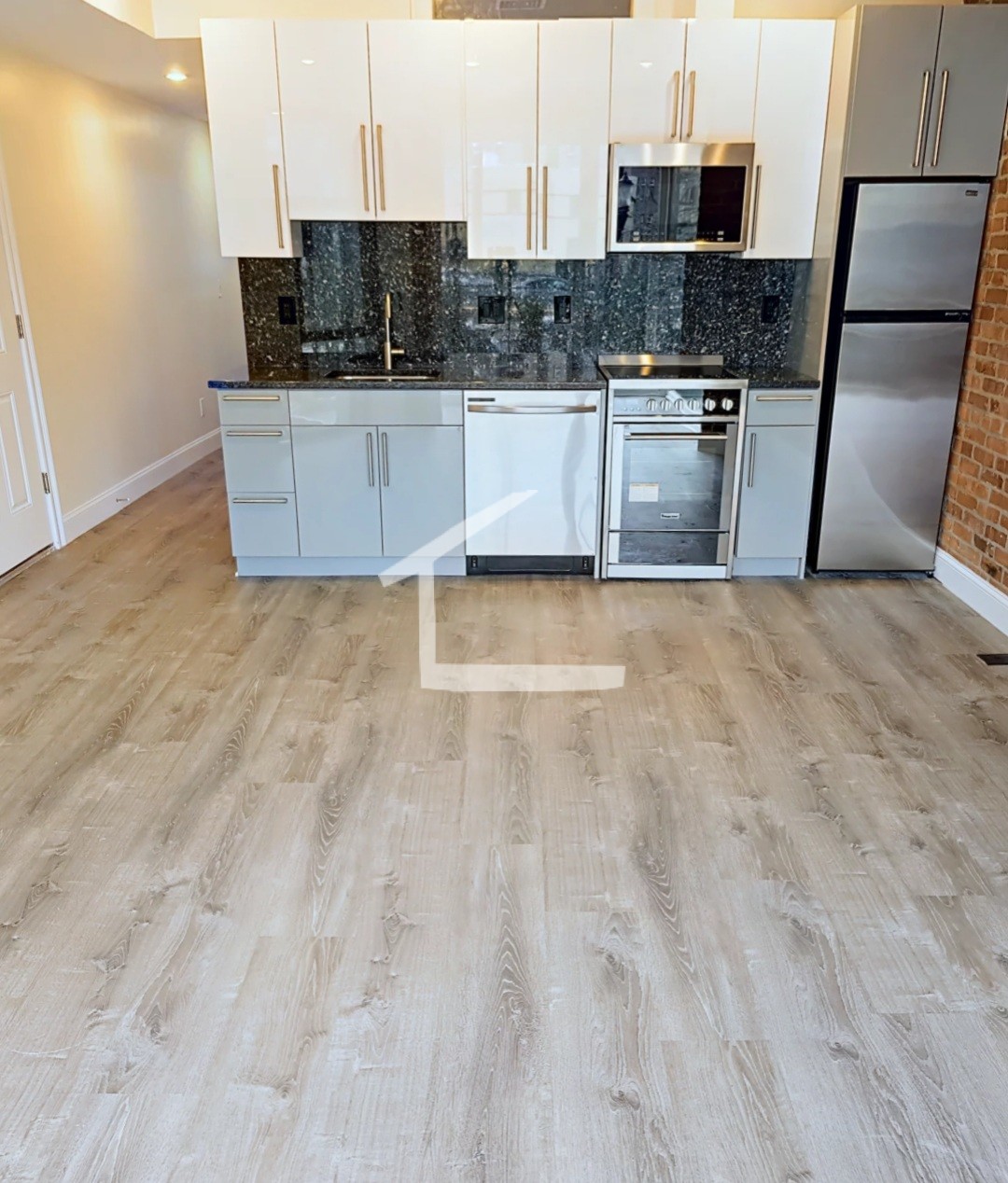 1616 Beacon St, Corey Hill