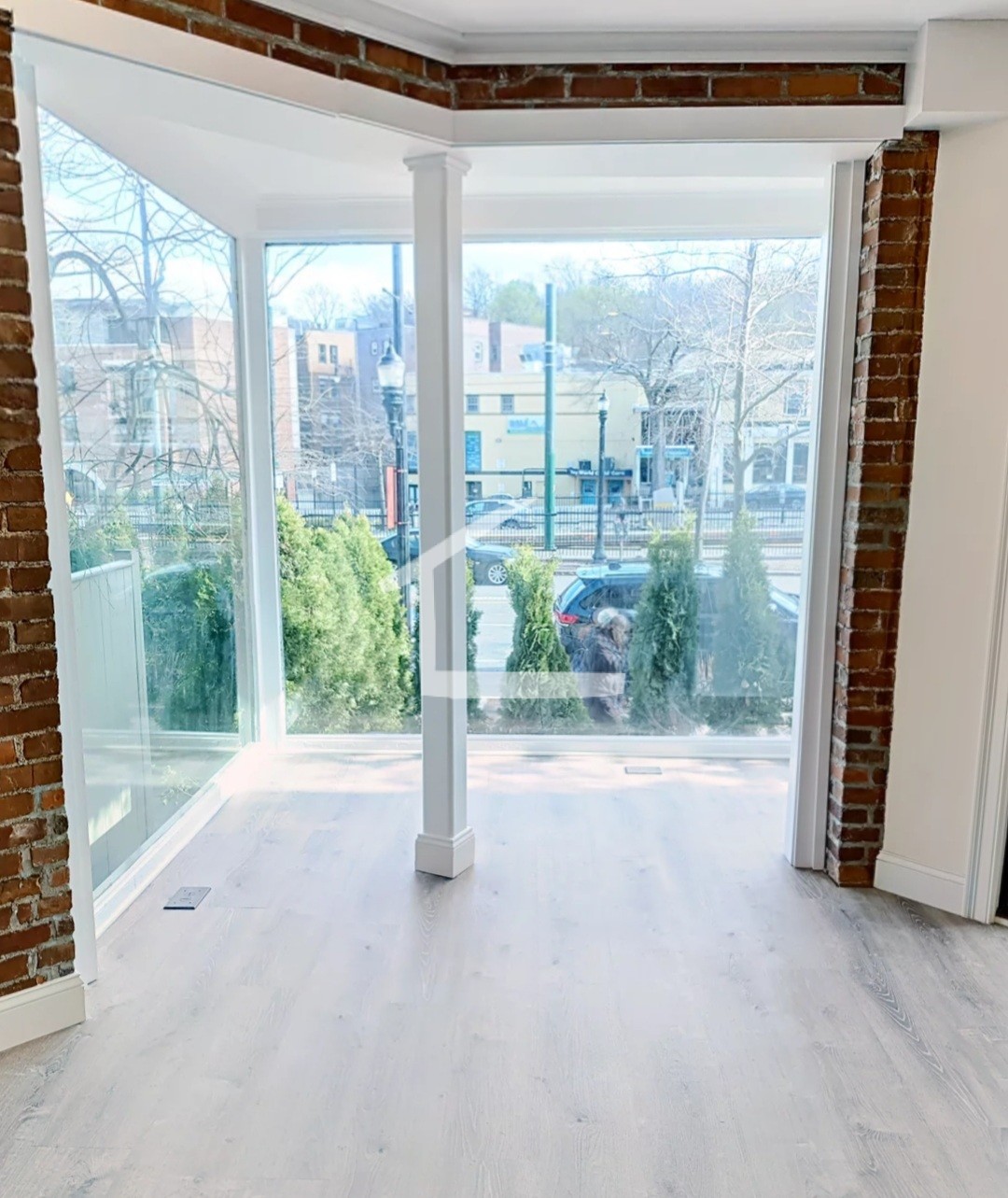 1616 Beacon St, Corey Hill