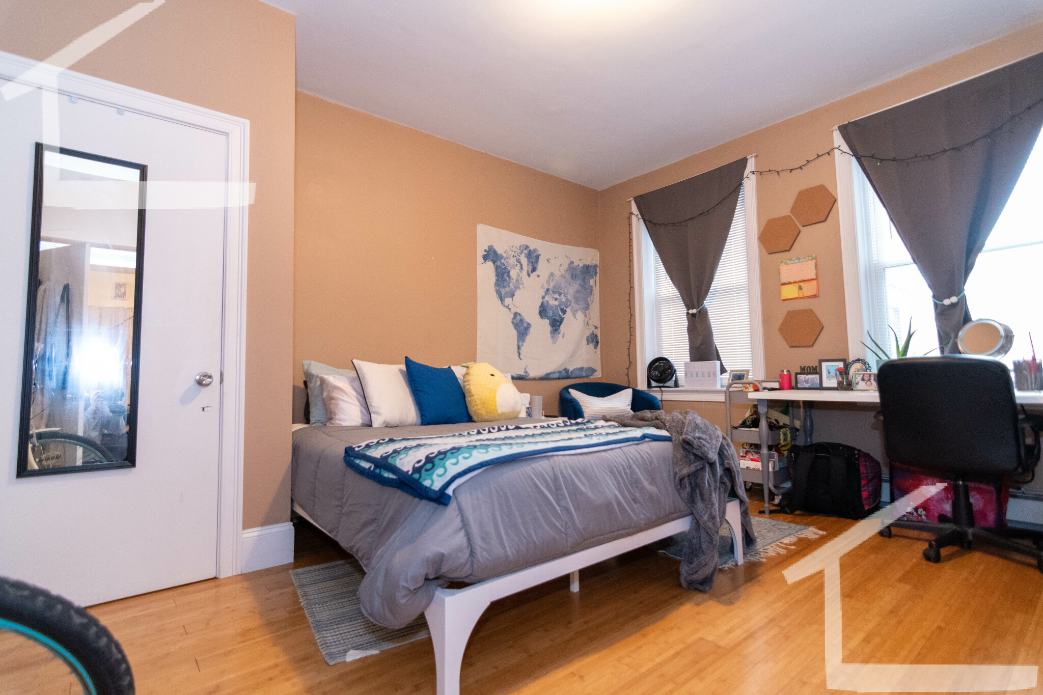 6 Glenville Ave, Allston