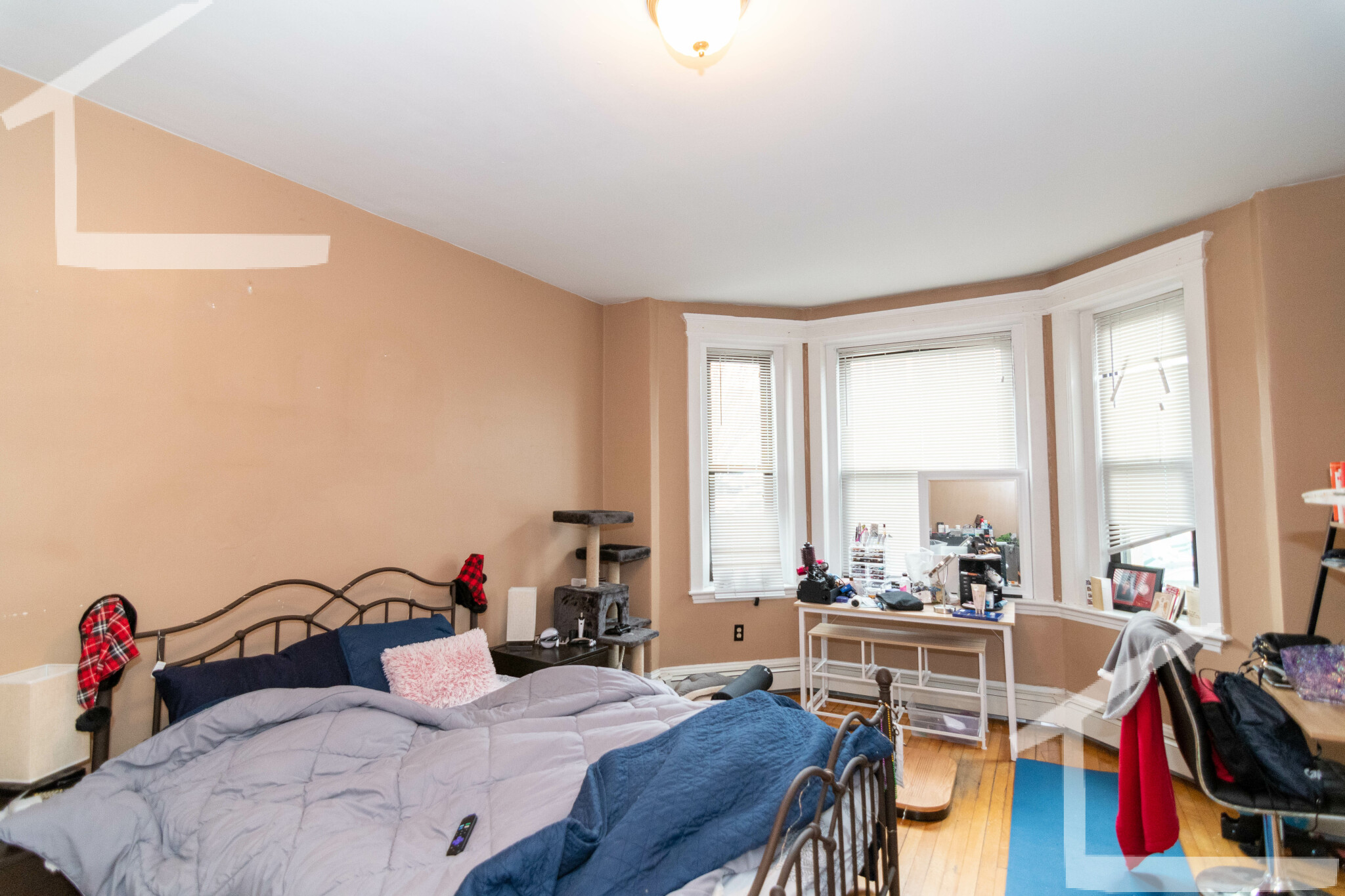 6 Glenville Ave, Allston