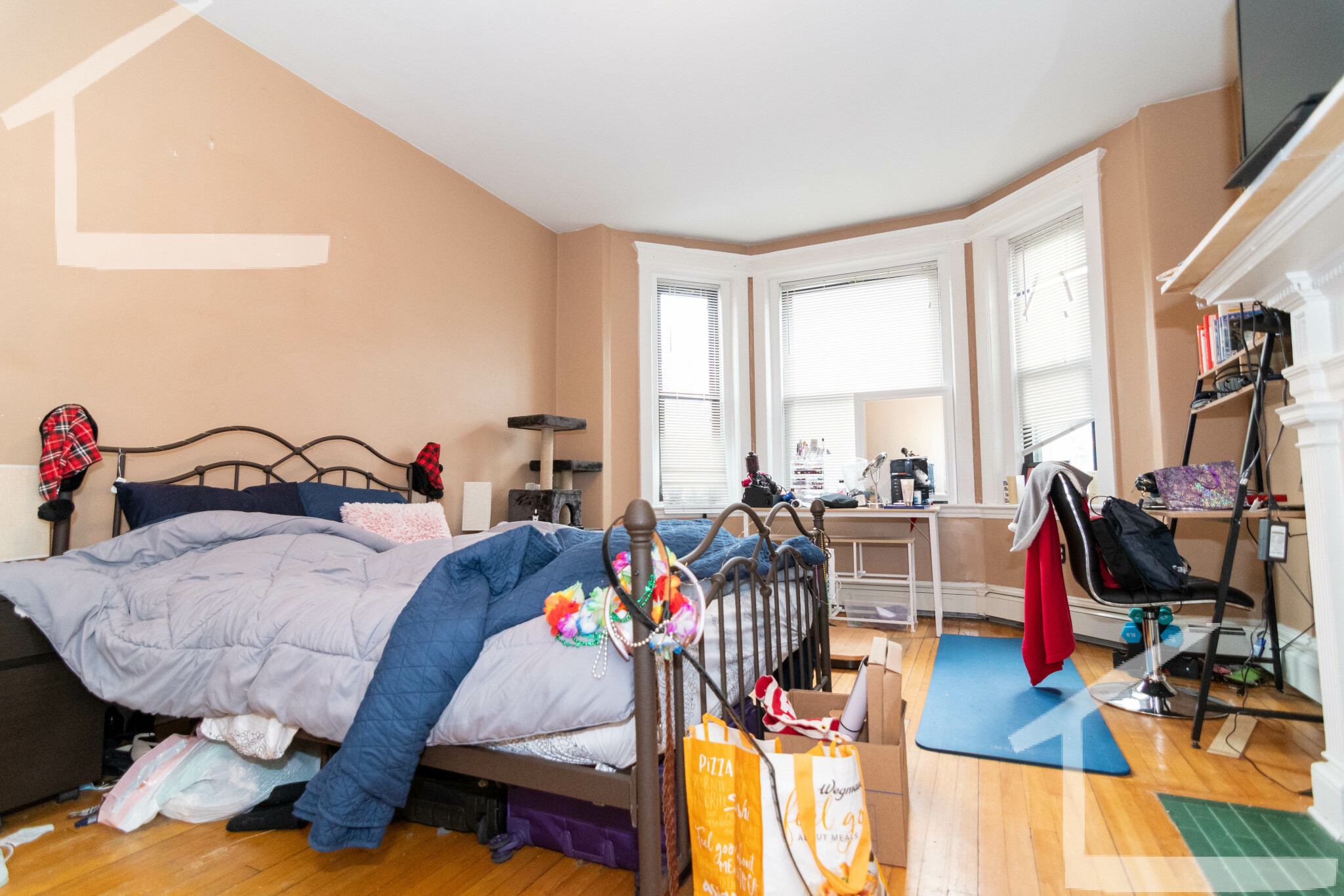 6 Glenville Ave, Allston