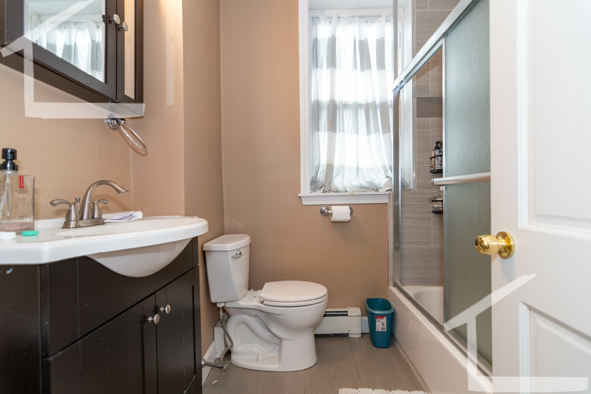 6 Glenville Ave, Allston