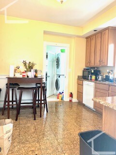 4 bed, 3 bath apartment for rent at 2 Cambridge Ter Unit 1, Allston — photo 6 of 13