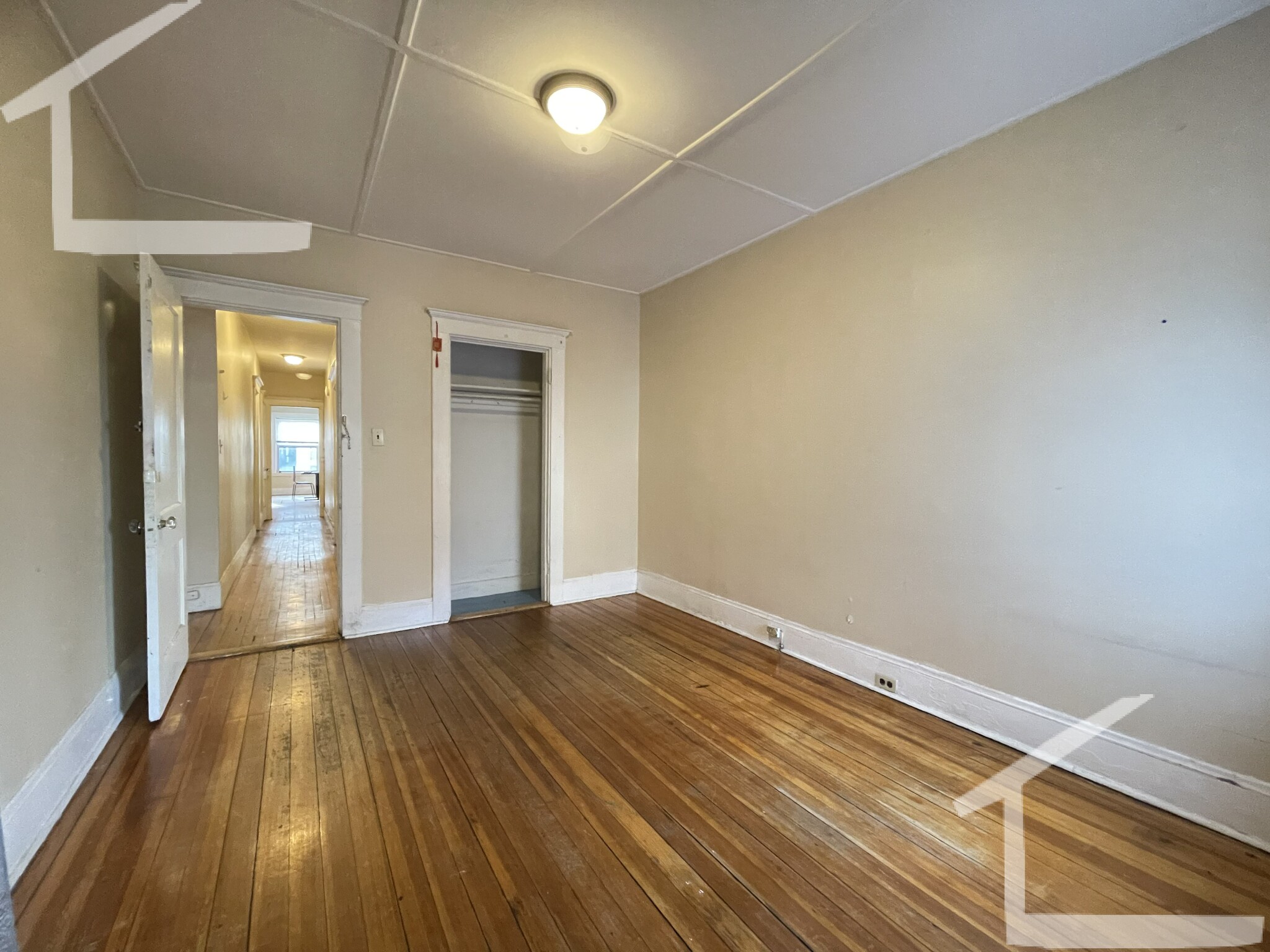 192 Kelton St, Allston