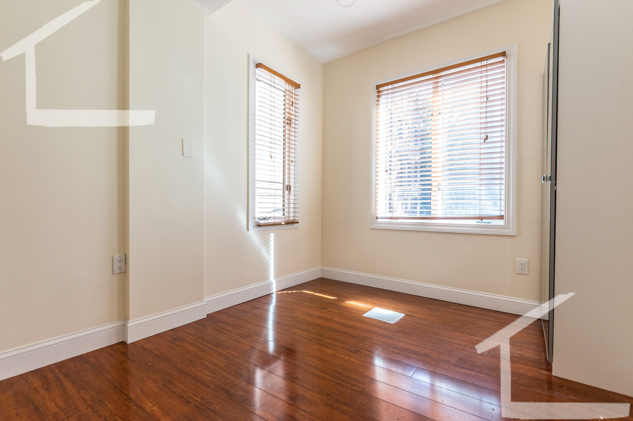 1203 Beacon St, Brookline