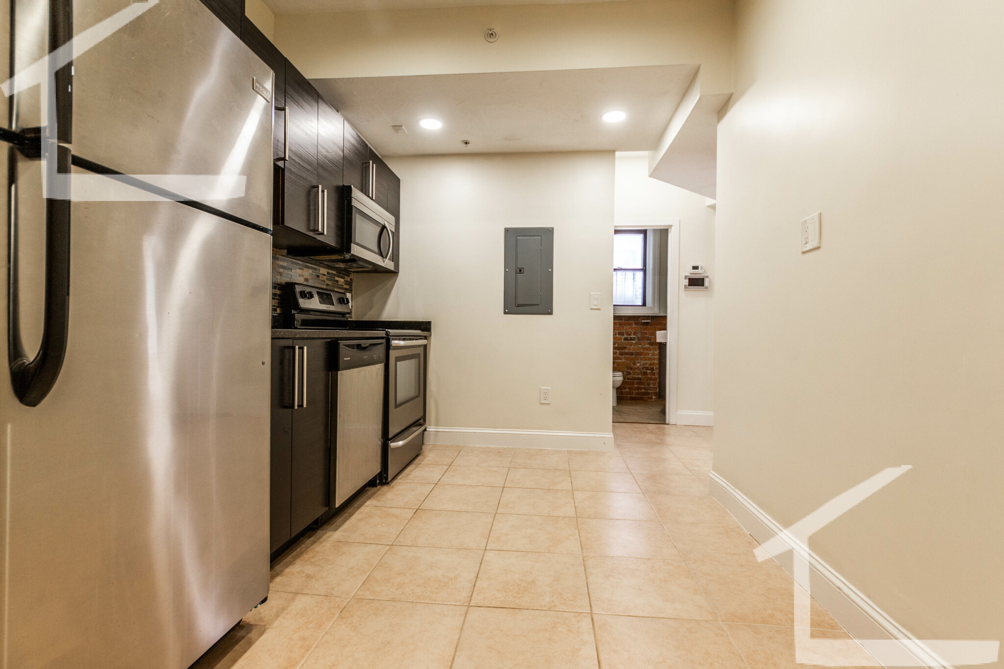 1203 Beacon St, Brookline