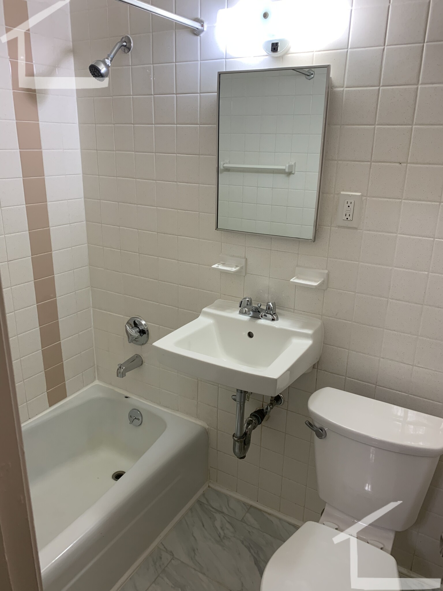 176 North Beacon St, Brighton