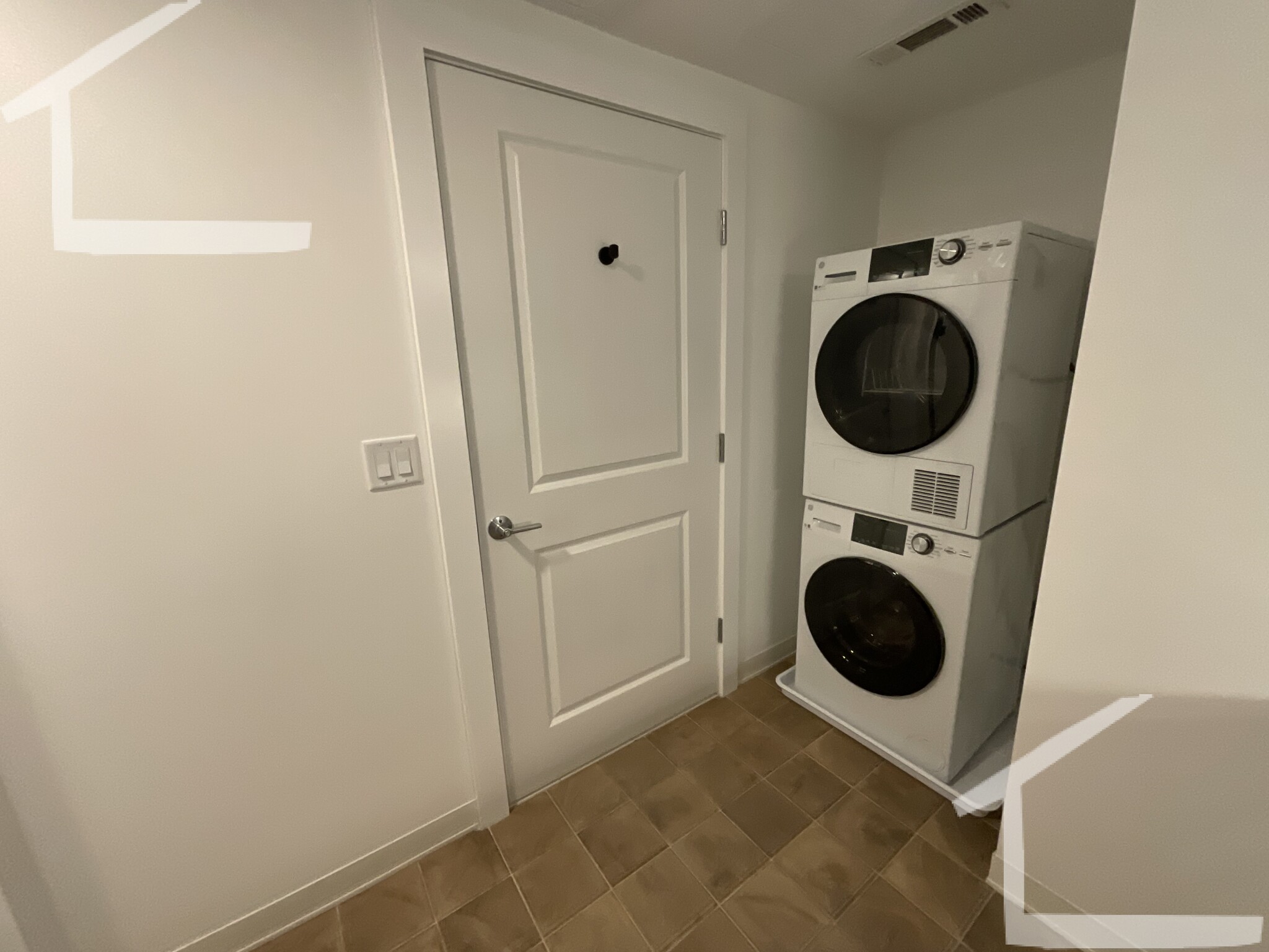 89 Brighton Ave, Allston