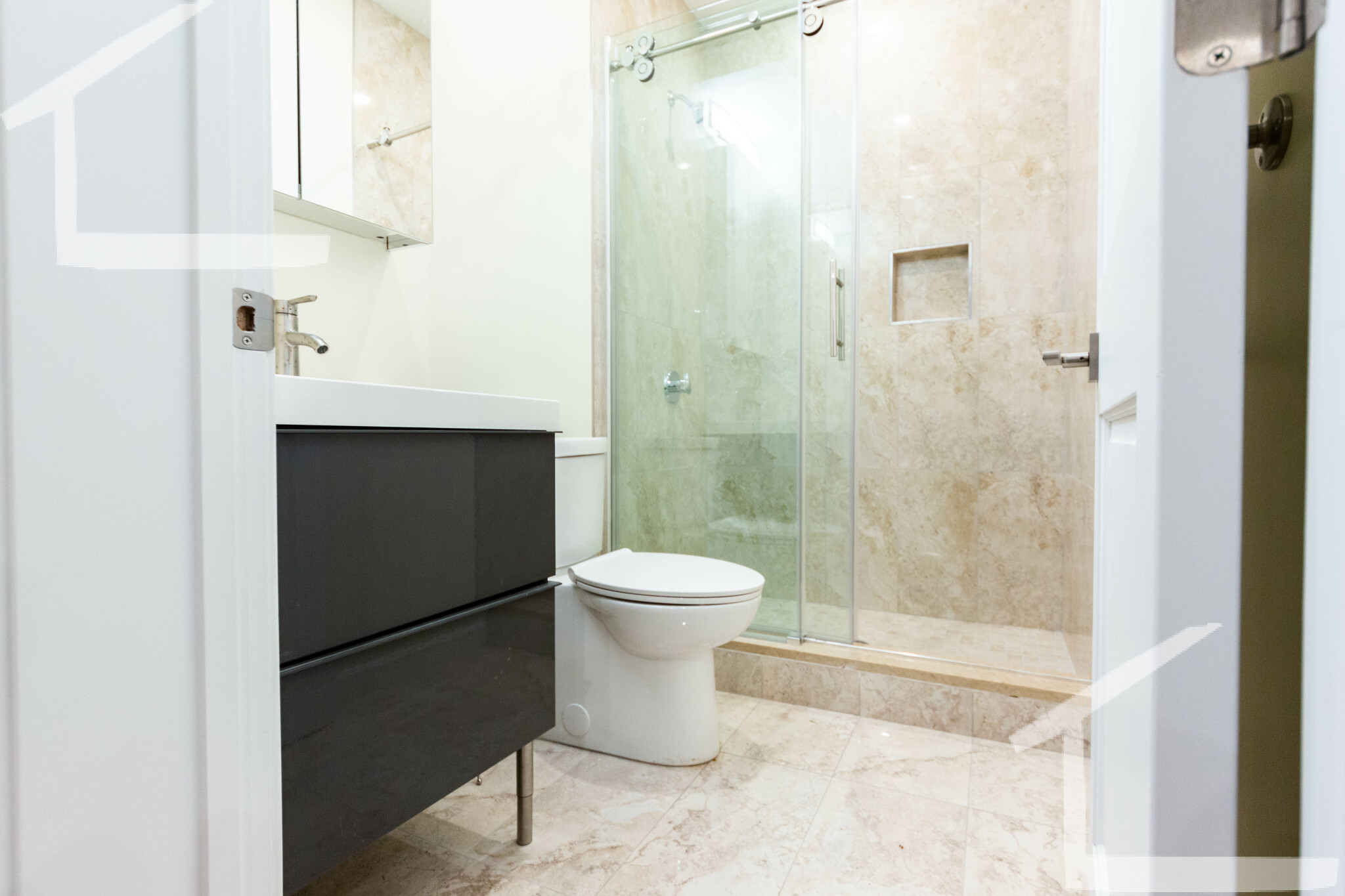 1616 Beacon St, Corey Hill