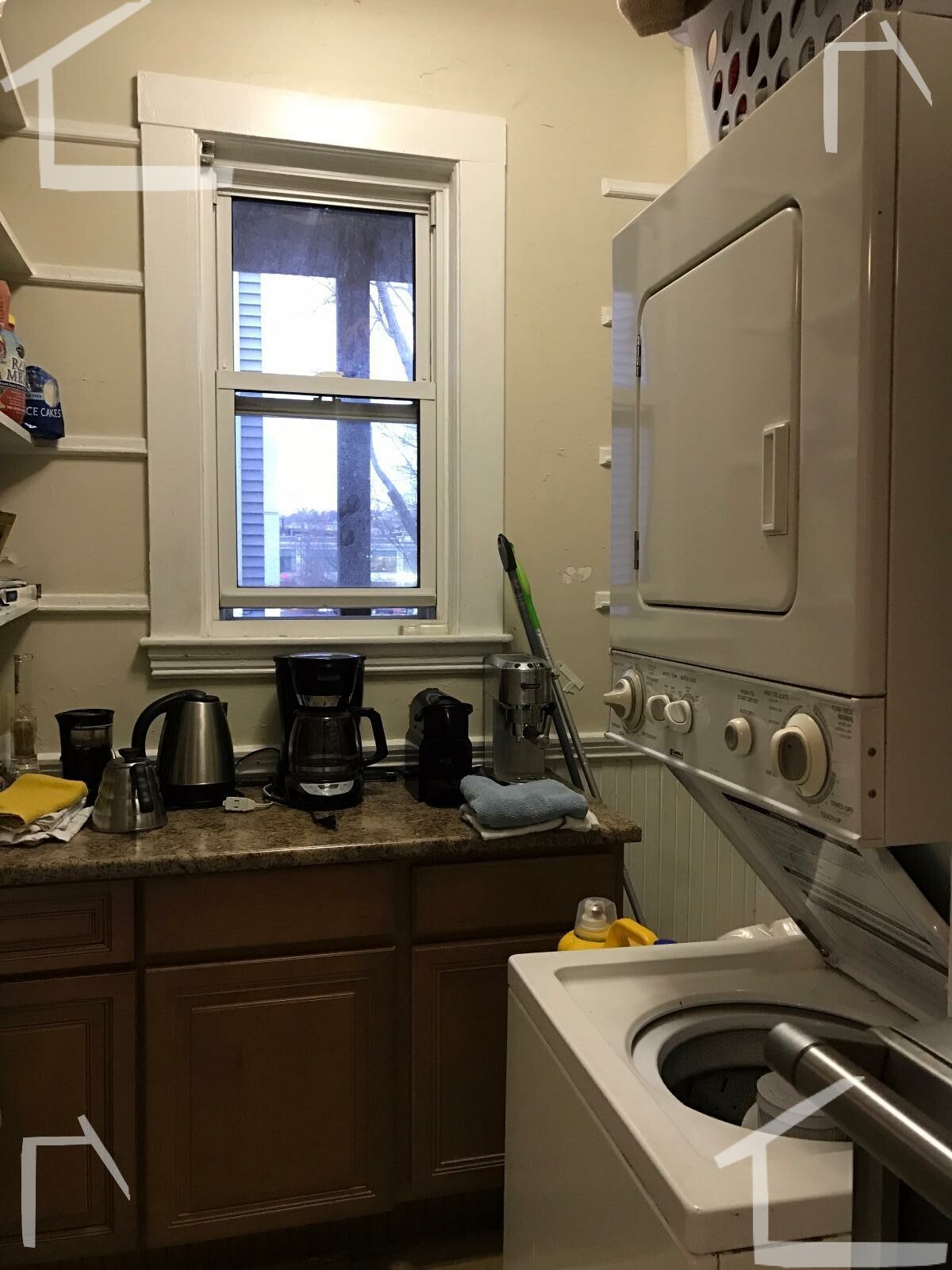 87 Gardner St, Allston