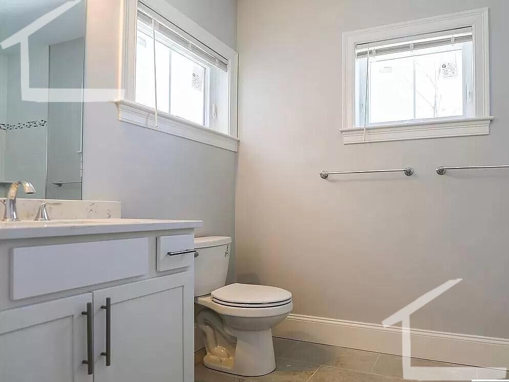 4 bed, 3.5 bath apartment for rent at 6 Cufflin St Unit 1, Brighton — photo 9 of 10