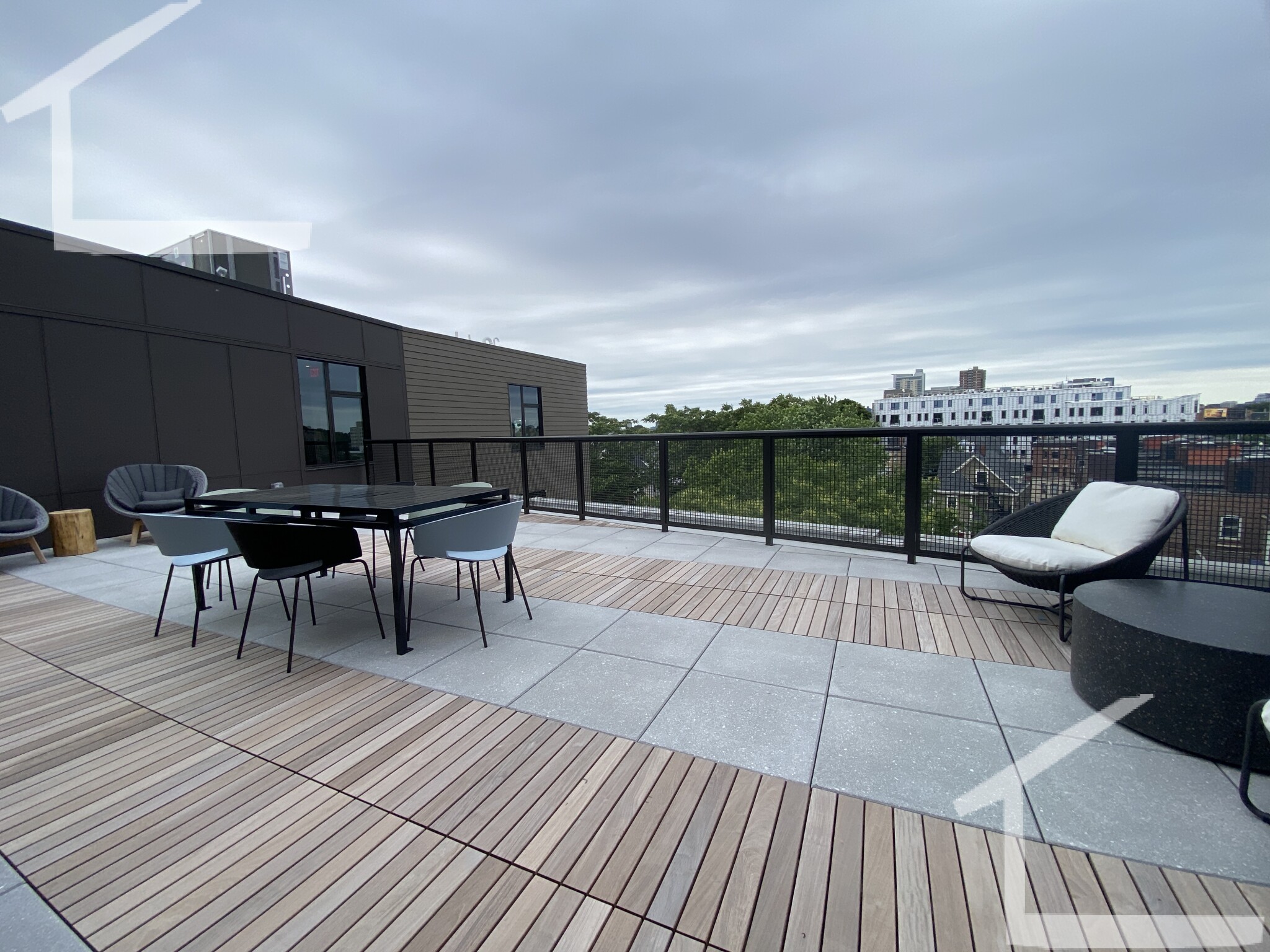 89 Brighton Ave, Allston