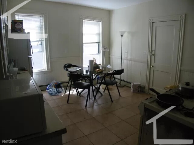 9 Fulkerson St, East Cambridge