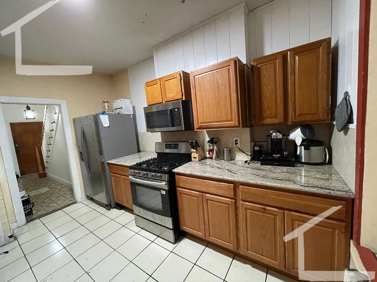 688 Parker St, Mission Hill