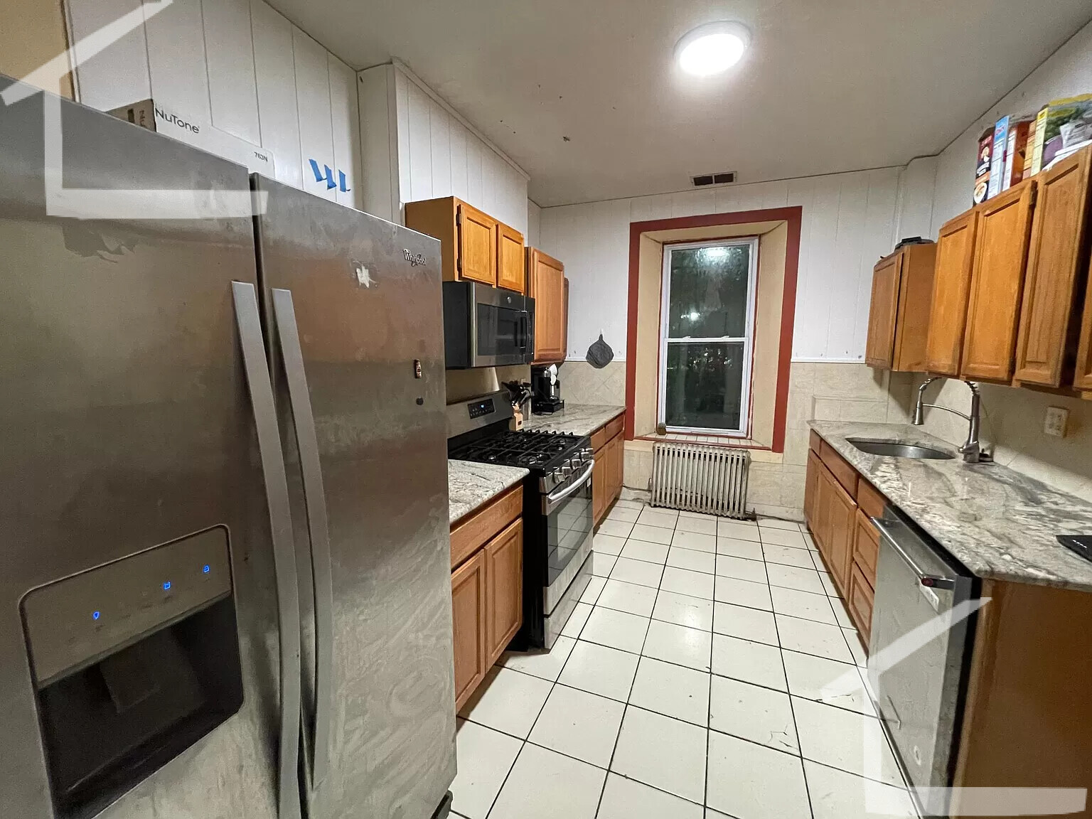 688 Parker St, Mission Hill