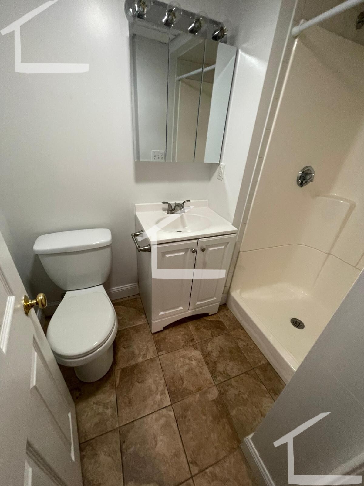 250 Newbury St, Back Bay