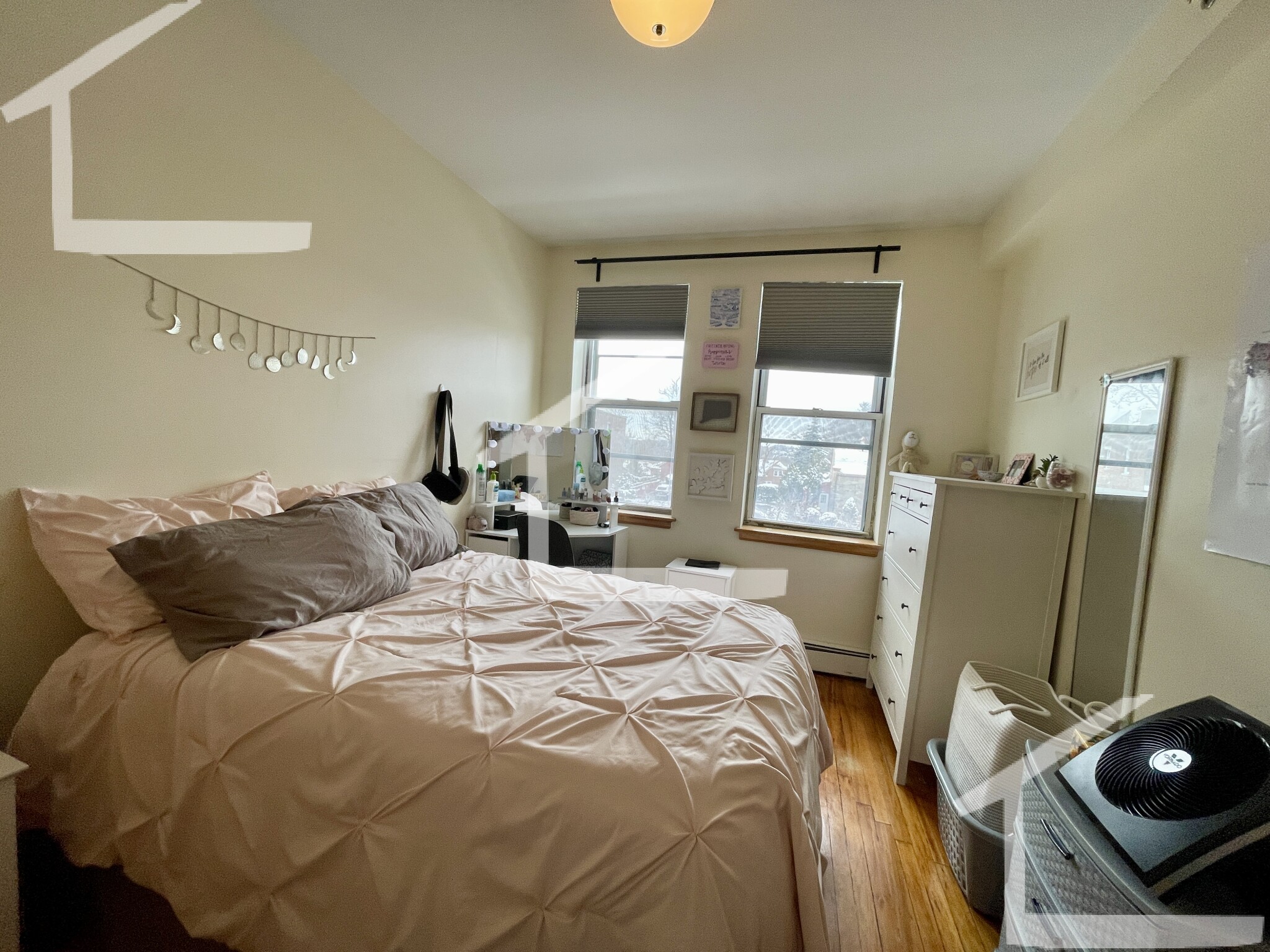 206 Chestnut Hill Ave, Brighton