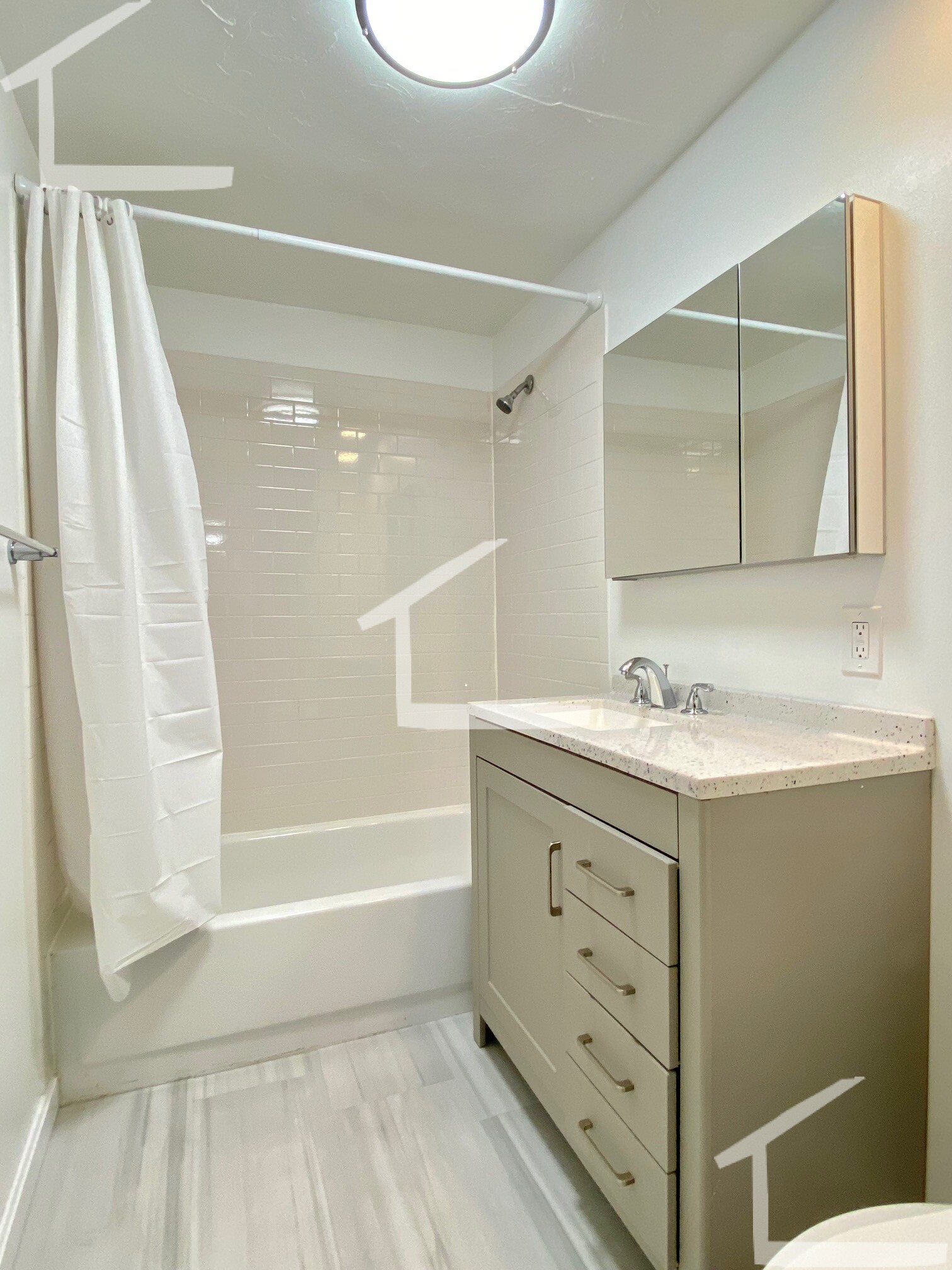 87 Brighton Ave, Allston