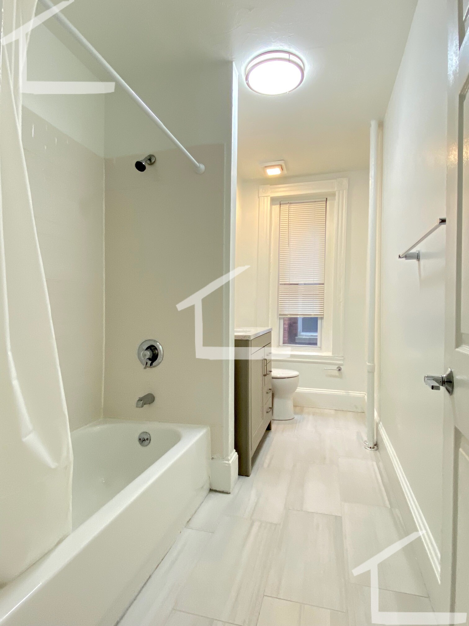 87 Brighton Ave, Allston