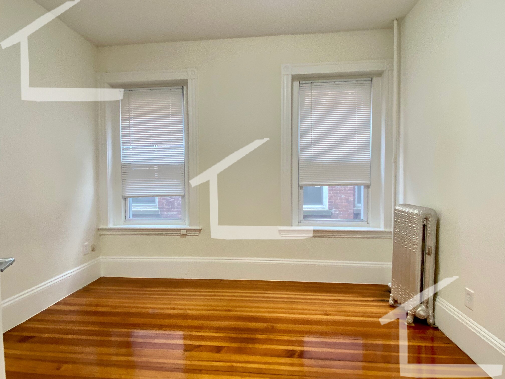 87 Brighton Ave, Allston