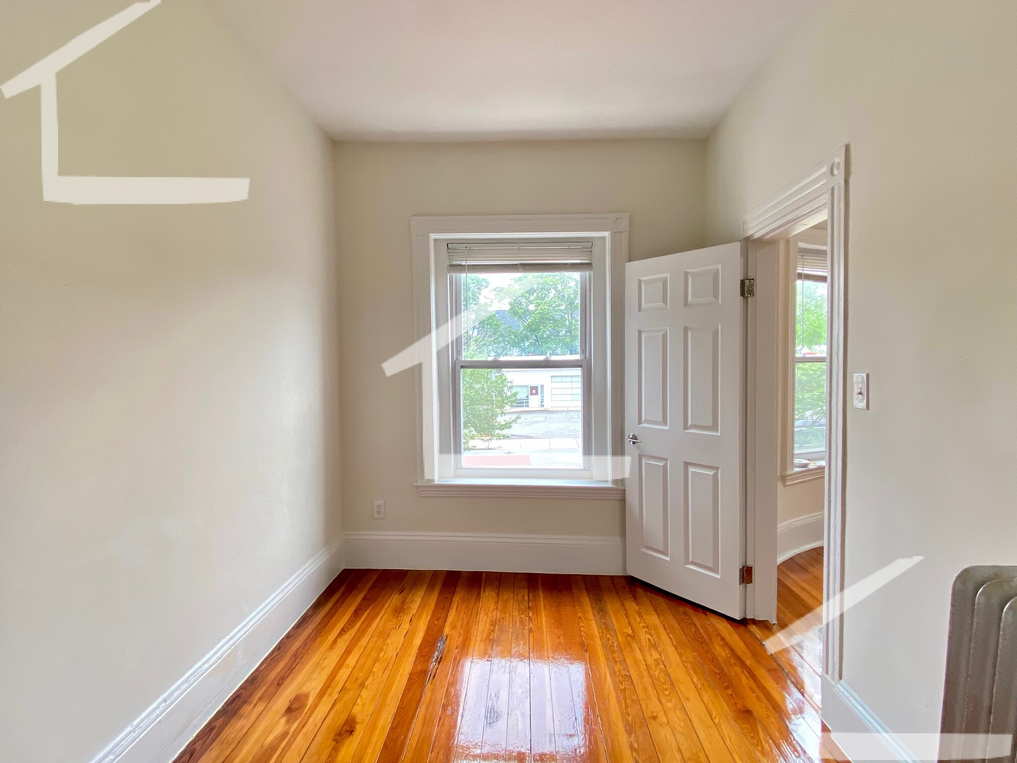 87 Brighton Ave, Allston