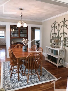 32 Irvington Rd, West Somerville