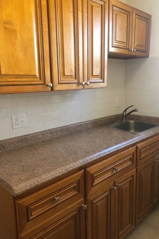 86 Glenville Ave, Allston