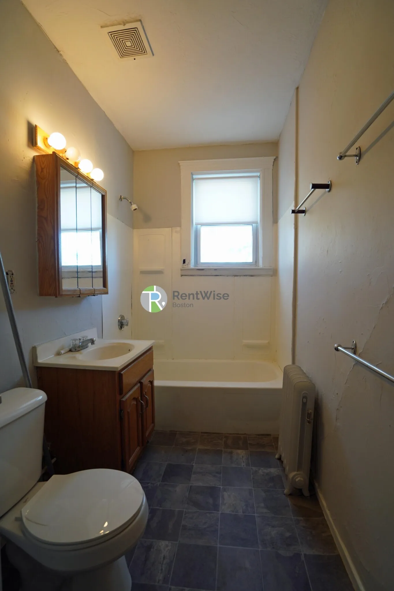 90 Cypress St, Emerson Gardens