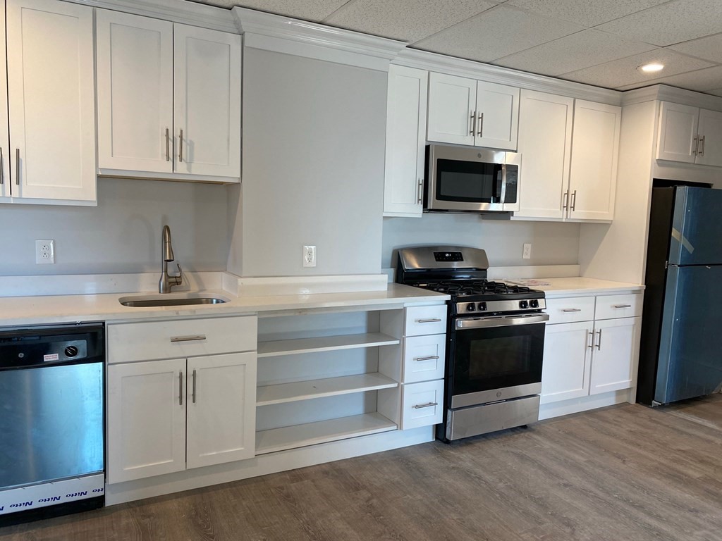 94 Irving St, Everett