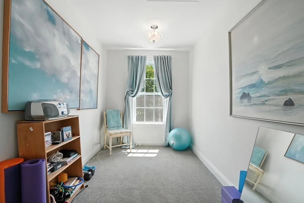 8 Skipping Stone, Plymouth