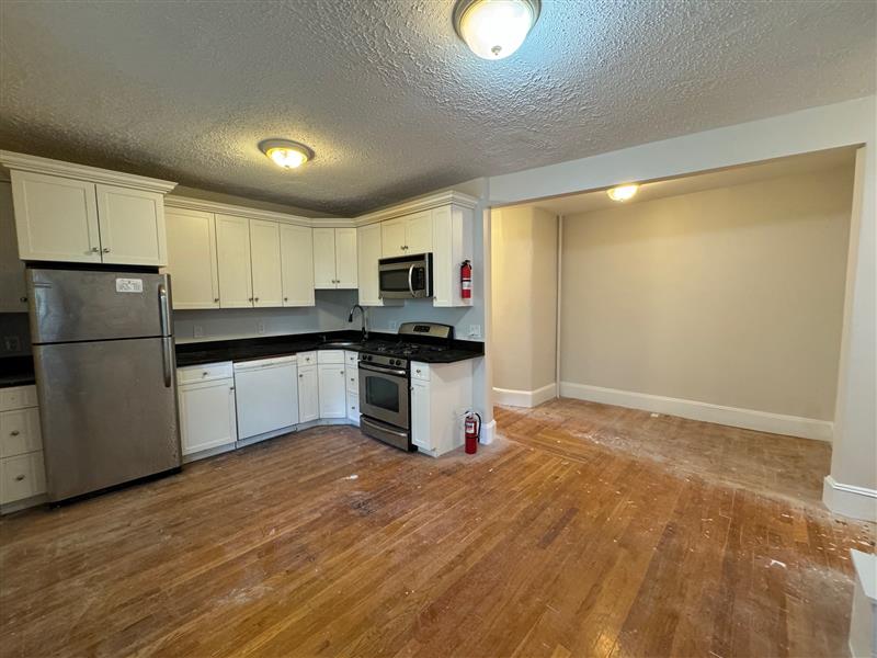 23 Lowell St, Spring Hill