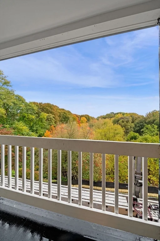 212 Humphrey St, Marblehead