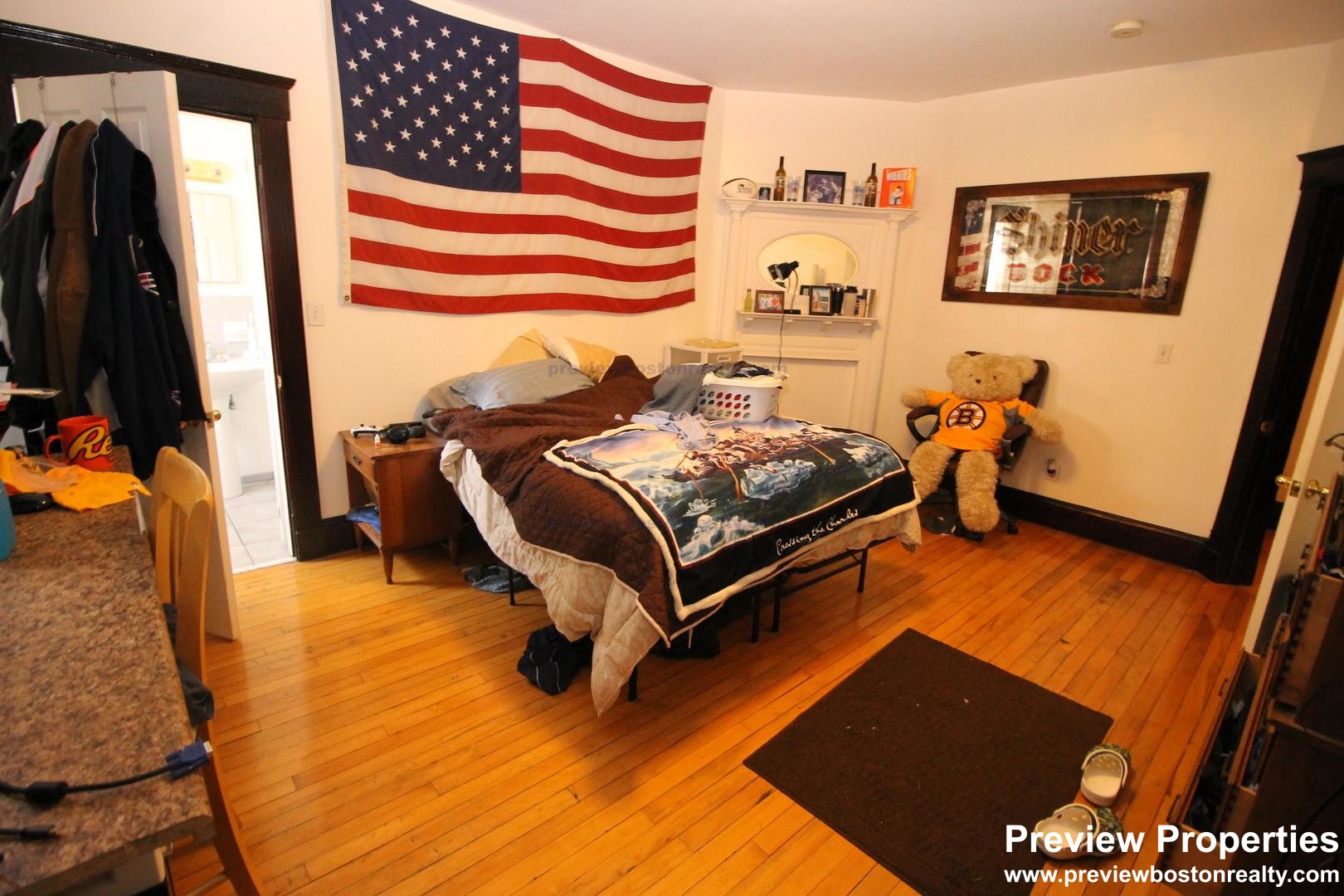 44 Champney St, Oak Square