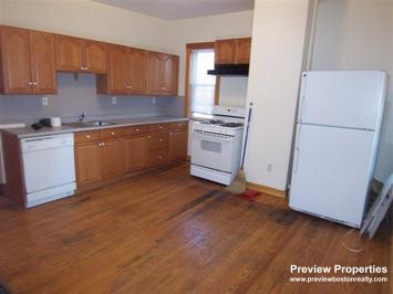 346 Faneuil St, Brighton